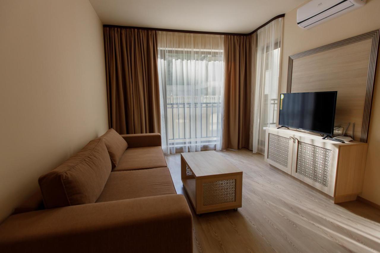 Private Apartments In Argisht Partez ゴールデンサンド エクステリア 写真